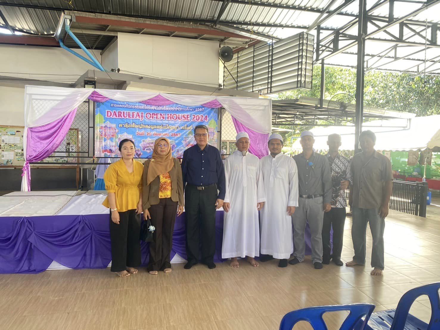 องค์การบริหารส่วนตำบลสุโสะ เข้าร่วมชมนิทรรศการโครงการ ผลงานของนักเรียนและกิจกรรมการแสดงบนเวที ในงานดารุ้ลฟัจญ์แสงนูรแห่งปัญญา ครั้งที่ 5 Darulfaj Open houses 2025 
📍ณ โรงเรียนดารุ้ลฟัจญ์ ต.สุโสะ อ. ปะเหลียน จ.ตรัง